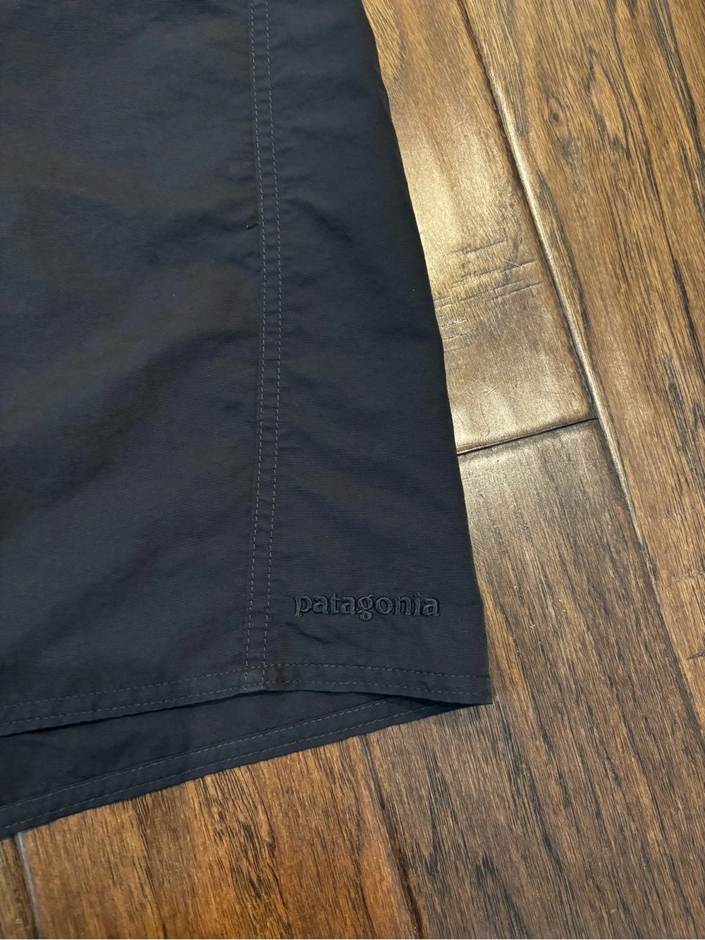 Men’s Patagonia Wavefarer Board Shorts Size 36